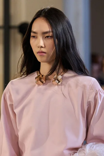 Look 22